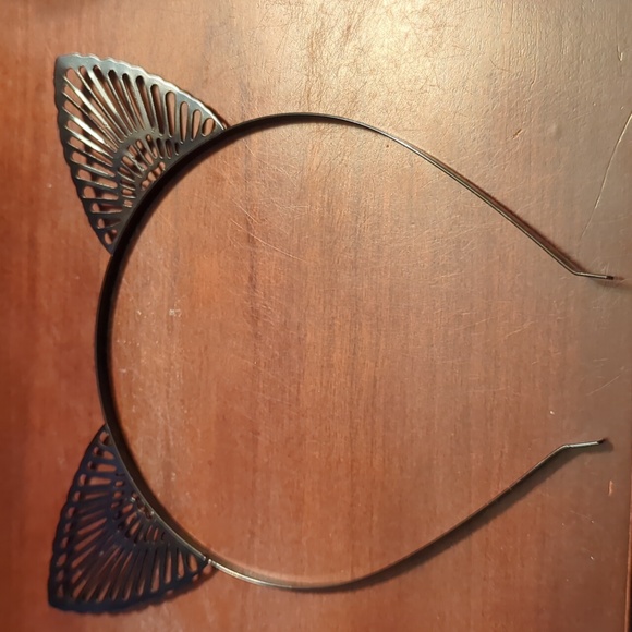 Cat Lady box bundle of Metal Cat Ears and hair clip - Picture 6 of 6